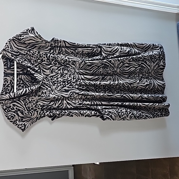 Fun Office wear - Picture 1 of 5